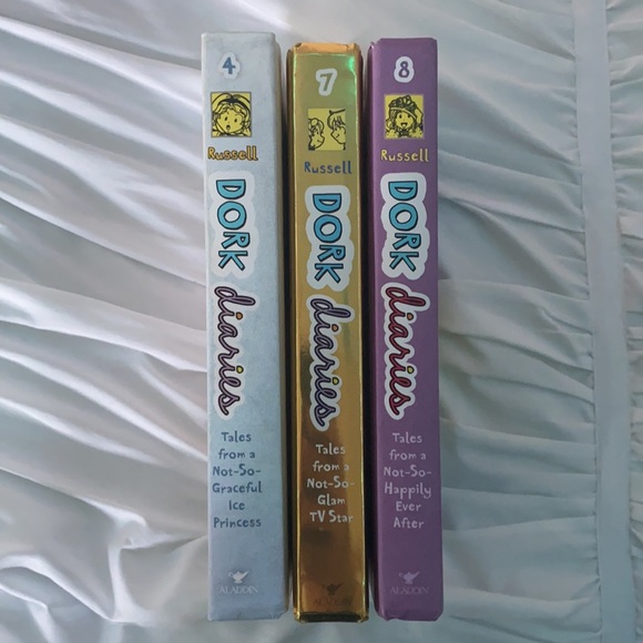 Dork Diaries Book’s - Picture 2 of 5